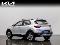 Usado Kia Stonic 84 CV (61 kW) 2024 Gris metalizado SUV