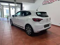 Usado Renault Clio Evolution 91 CV (66 kW) 2023 Blanco Utilitario