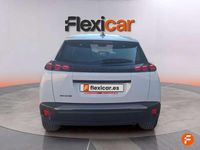Usado Peugeot 2008 Active 101 CV (74 kW) 2023 Gris SUV