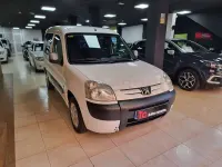 Usado Peugeot Partner Tepee 75 CV (55 kW) 2010 Blanco Monovolumen