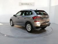 Usado Skoda Kamiq Selection 115 CV (84 kW) 2025 Gris / plateado SUV