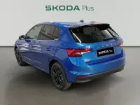 Usado Skoda Fabia Selection 95 CV (69 kW) 2025 Azul Utilitario