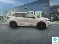 Usado Ford Kuga ST-Line X 243 CV (178 kW) 2026 Blanco SUV