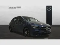 Usado Mercedes B180 116 CV (85 kW) 2021 Azul Utilitario