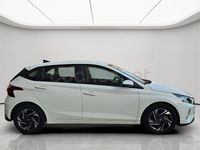 Usado Hyundai i20 84 CV (61 kW) 2022 Blanco Utilitario