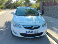 Usado Opel Astra Enjoy 125 CV (91 kW) 2011 Blanco Berlina