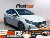 Käytetty Hyundai i20 84 HP (61 kW) 2021 Valkoinen Viistoperä