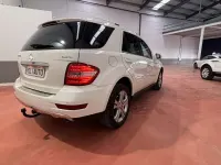 Usado Mercedes ML300 204 CV (150 kW) 2011 Blanco SUV