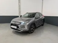Usado Mitsubishi Eclipse Cross Motion 163 CV (119 kW) 2019 Gris / plata SUV