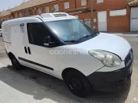Usado Fiat Doblò Dynamic 90 CV (66 kW) 2014 Blanco Monovolumen