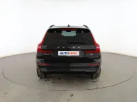 Używany Volvo XC60 Core 197 KM (144 kW) 2024 Czarny SUV