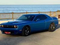 Usado Dodge Challenger 305 CV (224 kW) 2016 Azul Coupe