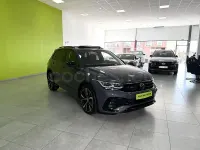 Usado VW Tiguan R-line 150 CV (110 kW) 2024 Gris / plata SUV