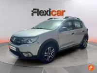 Usado Dacia Sandero Comfort 95 CV (69 kW) 2019 Gris