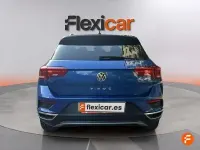 Usado VW T-Roc Advance 115 CV (84 kW) 2018 Azul SUV