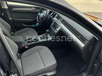 Usado VW Passat Advance 120 CV (88 kW) 2016 Negro Berlina