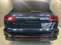 Käytetty VW Touareg R-line 286 HP (210 kW) 2022 Sininen Katumaasturi