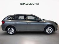 Usado Skoda Scala Essence 116 CV (85 kW) 2025 Gris Utilitario