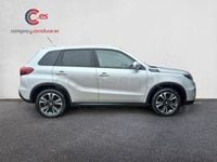 Usado Suzuki Vitara GLX 116 CV (85 kW) 2022 Gris / plata SUV