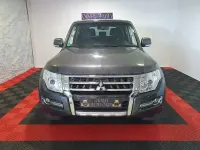 Usado Mitsubishi Montero 190 CV (139 kW) 2015 Gris / plata SUV