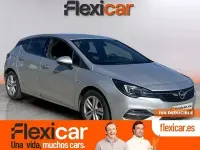Usado Opel Astra 110 CV (80 kW) 2020 Azul Berlina