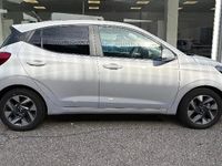 Usado Hyundai i10 66 CV (48 kW) 2025 Gris/plata Utilitario