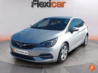 Usado Opel Astra Business Elegance 130 CV (95 kW) 2020 Gris / plata Berlina