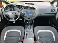 Usado Kia Ceed Sportswagon GT-Line 136 CV (100 kW) 2016 Rojo Familiar