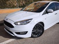 Usado Ford Focus ST-Line 125 CV (91 kW) 2017 Blanco Berlina