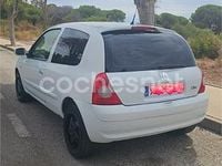 Usado Renault Clio II Authentique 60 CV (44 kW) 2005 Blanco Berlina