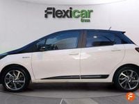 Usado Toyota Yaris Hybrid 100 CV (73 kW) 2020 Blanco