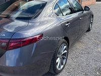 Usado Alfa Romeo Giulia Super 150 CV (110 kW) 2018 Gris / plata Berlina