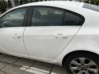 Usado Opel Insignia Selective 120 CV (88 kW) 2017 Blanco Berlina