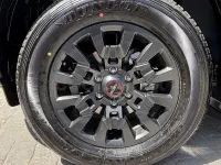 Nuevo Isuzu D-Max 163 CV (119 kW) 2026 Gris / plata Pickup/Camioneta