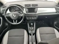 Usado Skoda Fabia Ambition 110 CV (80 kW) 2018 Gris / plata Berlina