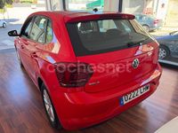 Usado VW Polo Advance 80 CV (58 kW) 2020 Rojo Berlina