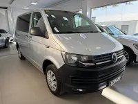 Usado VW Caravelle Comfortline 150 CV (110 kW) 2016 Gris / plata Van