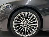 Usado Mercedes C300 AMG line 265 CV (194 kW) 2022 Gris grafito Familiar