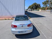 Usado VW Eos 140 CV (102 kW) 2007 Gris / plata Descapotable