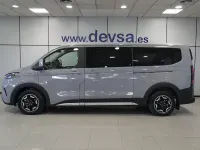 Usado Ford Tourneo Active 170 CV (125 kW) 2026 Gris / plata Monovolumen