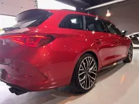 Usado Cupra Leon VZ 300 CV (220 kW) 2023 Rojo Familiar