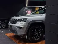 Usado Jeep Grand Cherokee Trailhawk 250 CV (183 kW) 2018 Gris SUV