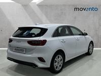 Usado Kia Ceed 136 CV (100 kW) 2023 Blanco Utilitario