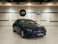 Usado Mercedes A180 116 CV (85 kW) 2019 Azul Berlina