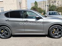 Usado Alfa Romeo Stelvio Veloce 280 CV (205 kW) 2020 Gris / plata SUV
