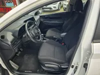 Usado Hyundai Bayon 100 CV (73 kW) 2021 Blanco SUV