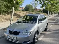 Usado Toyota Corolla Terra 110 CV (80 kW) 2002 Gris / plata Berlina