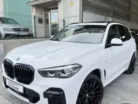 Usado BMW X5 Comfort Edition 286 CV (210 kW) 2022 Blanco SUV