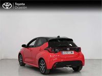 Usado Toyota Yaris Hybrid Style 116 CV (85 kW) 2022 Monovolumen