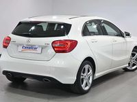 Usado Mercedes A180 Urban 109 CV (80 kW) 2014 Blanco Utilitario